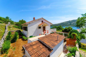 House Stella